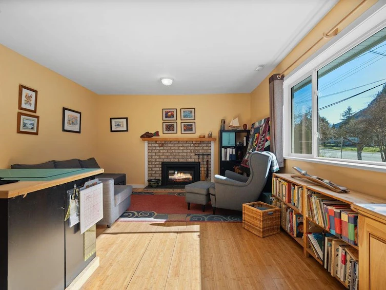38127 Westway Avenue, Squamish, BC, V8B 0X6 - 28