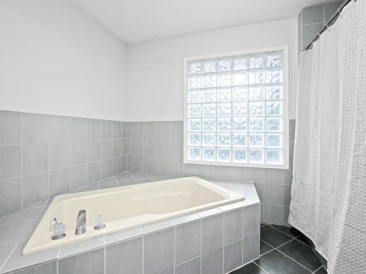 8575 Brooke Road, Delta, BC, V4C 4G2 - 26