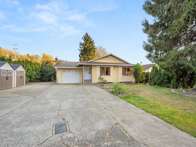 35186 Skeena Avenue - 3