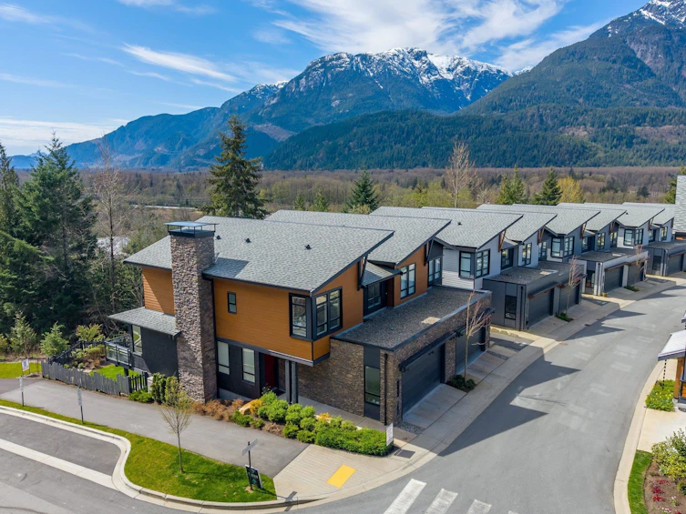 41203 Highline Place, Squamish, BC, V8B 1C2 - 2