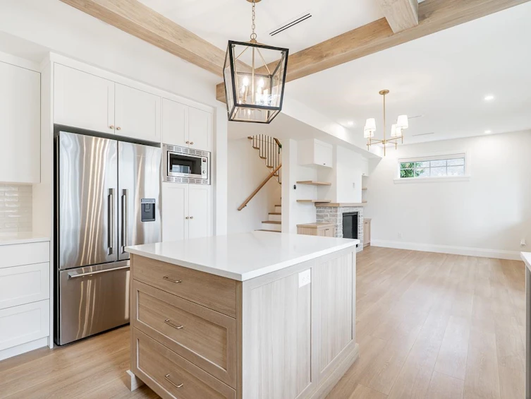 2-5411 Crescent Drive, Delta, BC, V4K 2E3