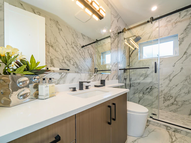 8411 Elsmore Road, Richmond, BC, V7C 2A2 - 29