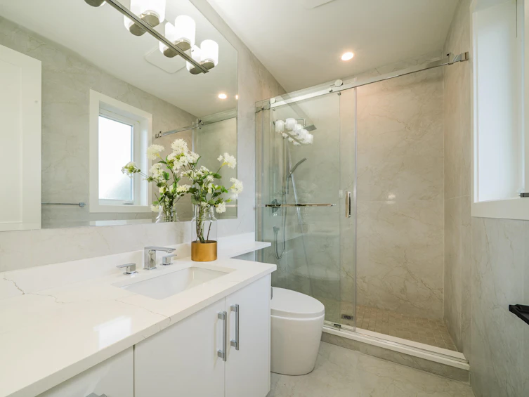 8411 Elsmore Road, Richmond, BC, V7C 2A2 - 34