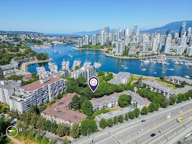 500 Starboard Square, Vancouver, BC, V5Z 4L7 - 4