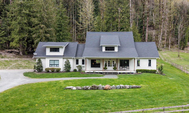 49439 Chilliwack Lake Road