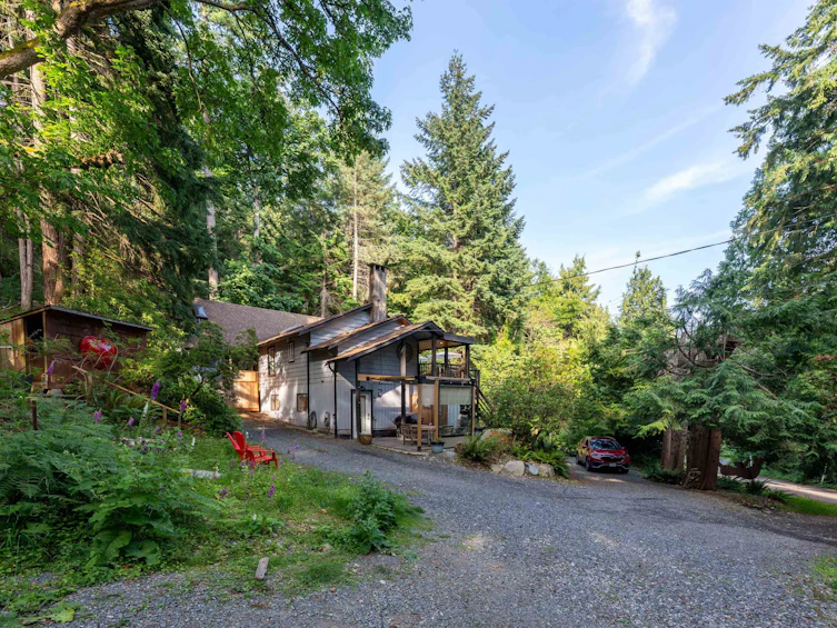 520 Collins Road, Bowen Island, BC, V0N 1G1 - 3