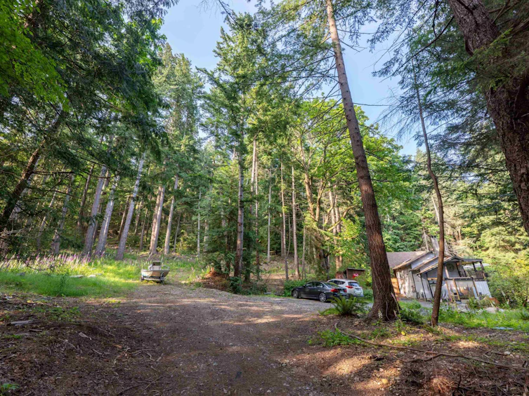 520 Collins Road, Bowen Island, BC, V0N 1G1 - 2