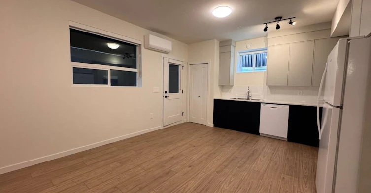 Suite-11052 Lockwood St, Maple Ridge, BC, V2W 1Z6 - 4