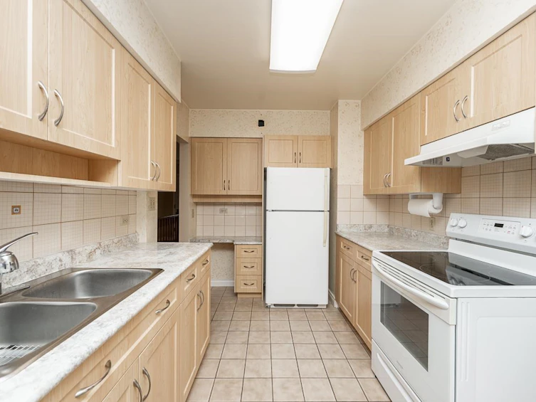 4457 Burke Street, Burnaby, BC, V5H 1C1 - 11