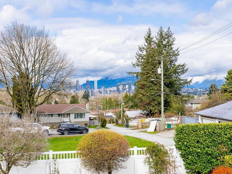 4457 Burke Street, Burnaby, BC, V5H 1C1 - 31