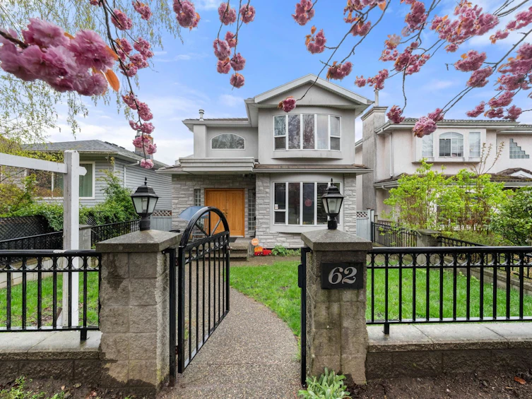 62 E 61st Avenue, Vancouver, BC, V5X 2B4 - 4