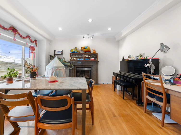 62 E 61st Avenue, Vancouver, BC, V5X 2B4 - 22