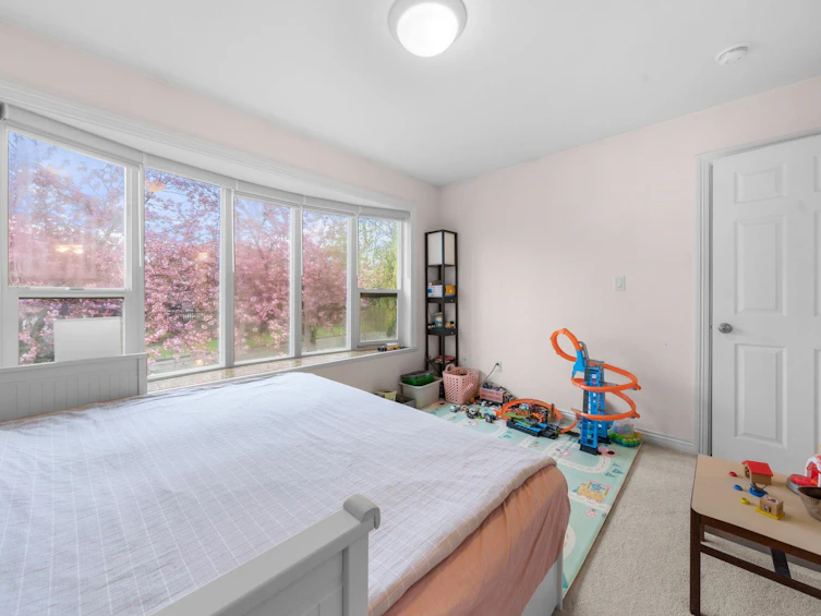 62 E 61st Avenue, Vancouver, BC, V5X 2B4 - 40