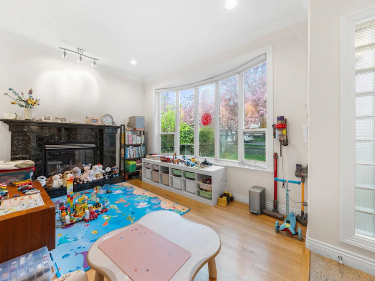 62 E 61st Avenue, Vancouver, BC, V5X 2B4 - 17
