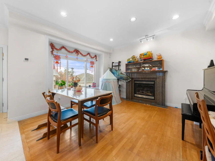 62 E 61st Avenue, Vancouver, BC, V5X 2B4 - 21