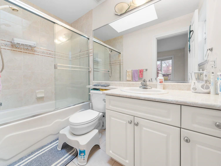 62 E 61st Avenue, Vancouver, BC, V5X 2B4 - 39