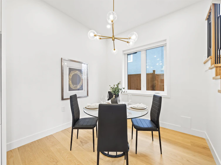 1-312 E 40th Avenue, Vancouver, BC, V5W 1L9 - 11