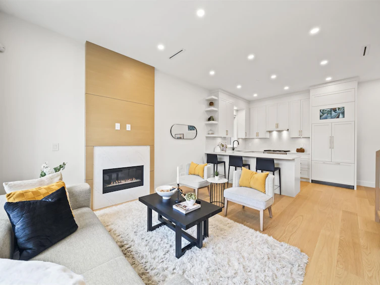 1-312 E 40th Avenue, Vancouver, BC, V5W 1L9 - 3