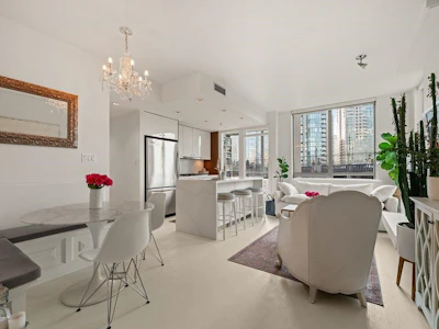 601-1005 Beach Avenue - 5