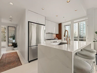 601-1005 Beach Avenue - 4