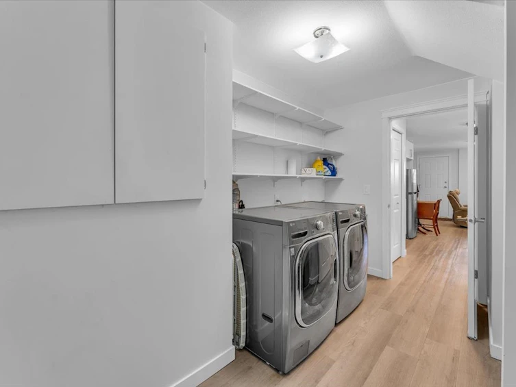 770 E 61st Avenue, Vancouver, BC, V5X 2C2 - 25