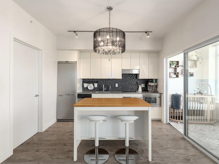 906-2788 Prince Edward Street, Vancouver, BC, V5T 0C8 - 9