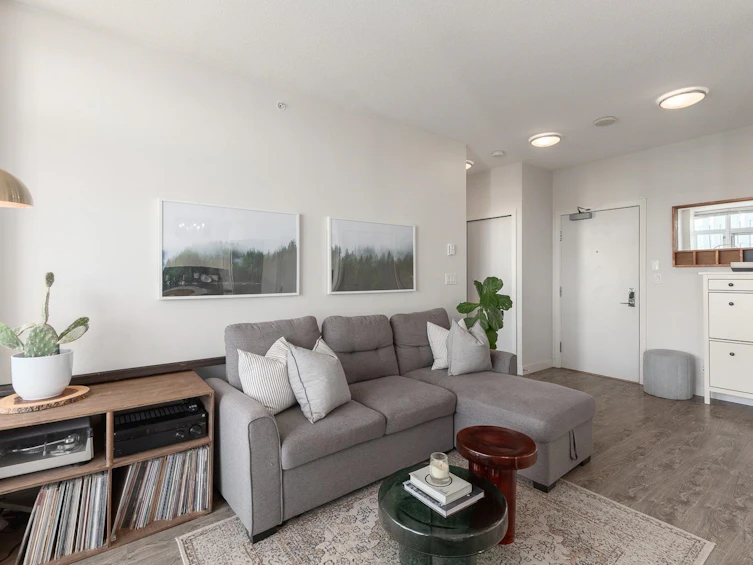 906-2788 Prince Edward Street, Vancouver, BC, V5T 0C8 - 4