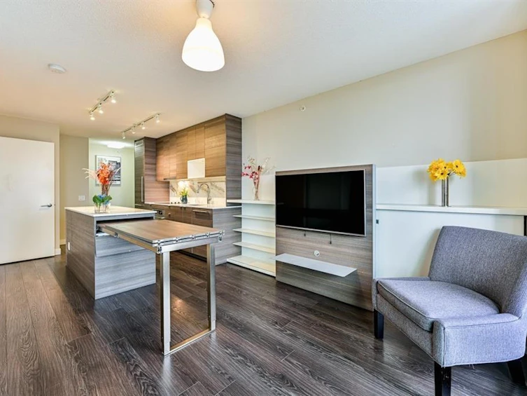1205-13398 104 Avenue, Surrey, BC, V3T 1V6 - 8
