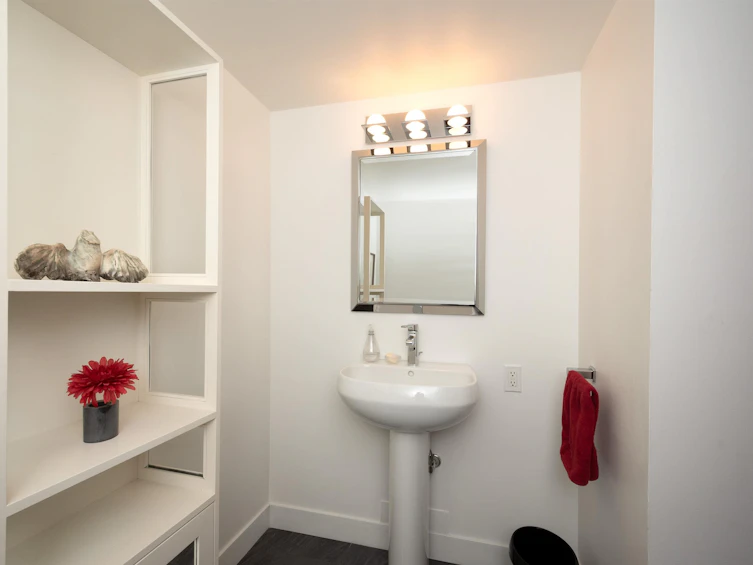 114-1420 Duchess Avenue, West Vancouver, BC, V7T 1H8 - 28