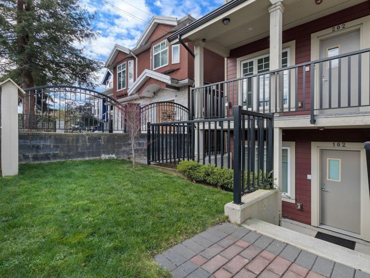 102-4577 Slocan Street, Vancouver, BC, V5R 1Z8 - 21