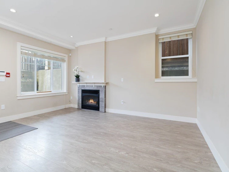 102-4577 Slocan Street, Vancouver, BC, V5R 1Z8 - 3