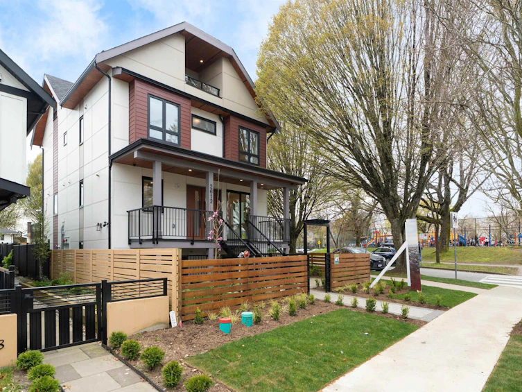 2612 Horley Street, Vancouver, BC, V5R 3L6 - 29