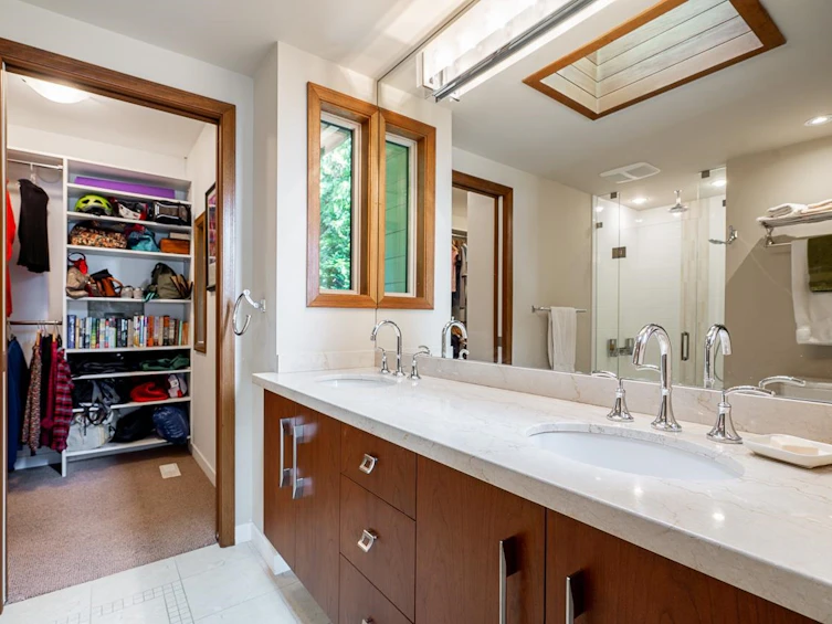 14366 Magdalen Avenue, Surrey, BC, V4B 2X3 - 32