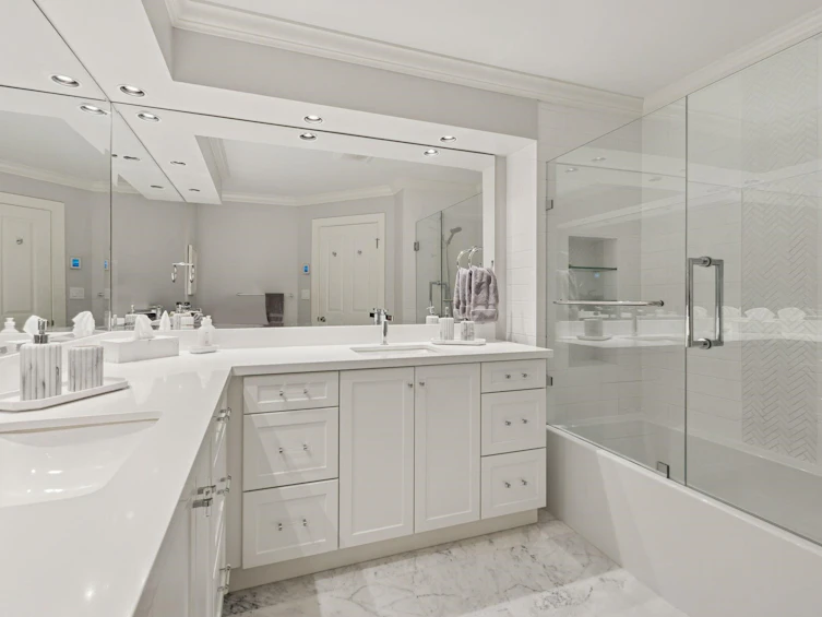 4081 Woodbury Avenue, North Vancouver, BC, V7N 3N4 - 33