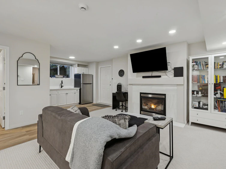 4081 Woodbury Avenue, North Vancouver, BC, V7N 3N4 - 37