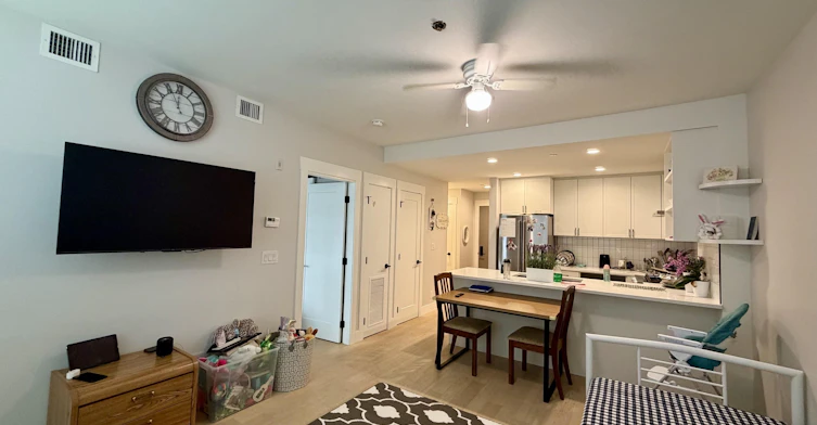22265 Dewdney Trunk Road, Maple Ridge, BC, V2X 3J1 - 5