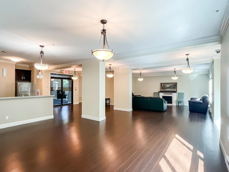 301-13897 Fraser Highway, Surrey, BC, V3T 0G8 - 15