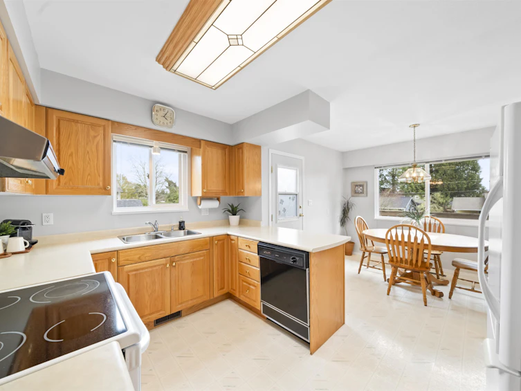 5251 Chamberlayne Avenue, Delta, BC, V4K 2J7 - 10