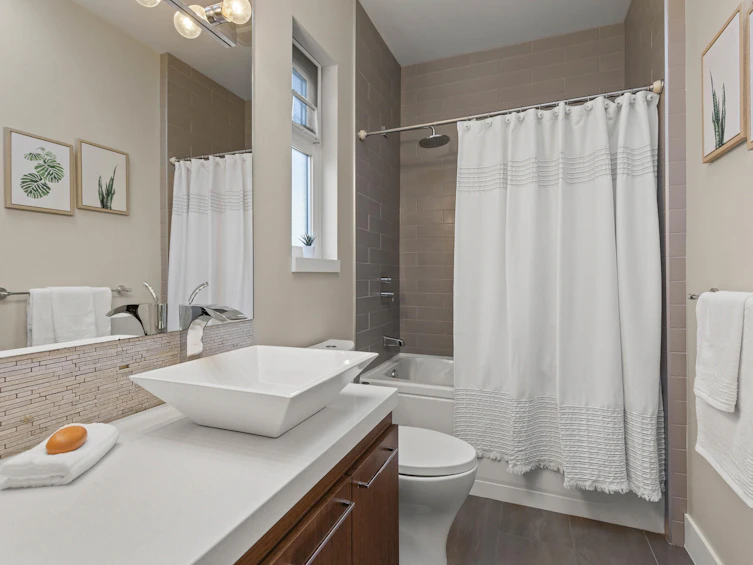 2782 W 37th Avenue, Vancouver, BC, V6N 2T6 - 13