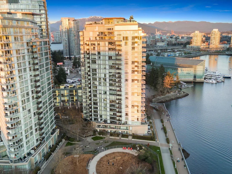 903-8 Smithe Mews, Vancouver, BC, V6B 0A5 - 40