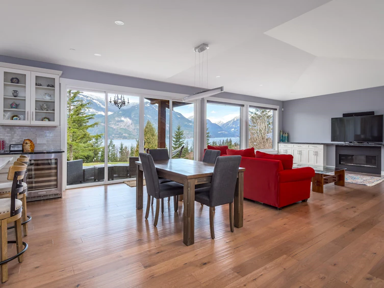1-300 Furry Creek Drive, West Vancouver, BC, V8B 1A3