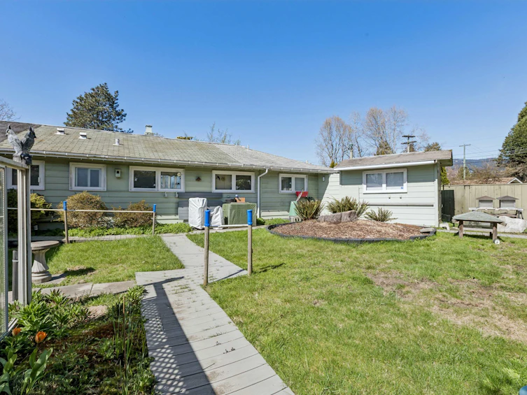 1222 Rosewood Crescent, North Vancouver, BC, V7P 1H4 - 17