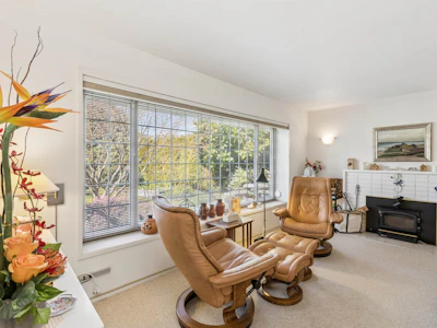 1222 Rosewood Crescent - 3