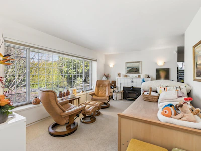 1222 Rosewood Crescent - 4