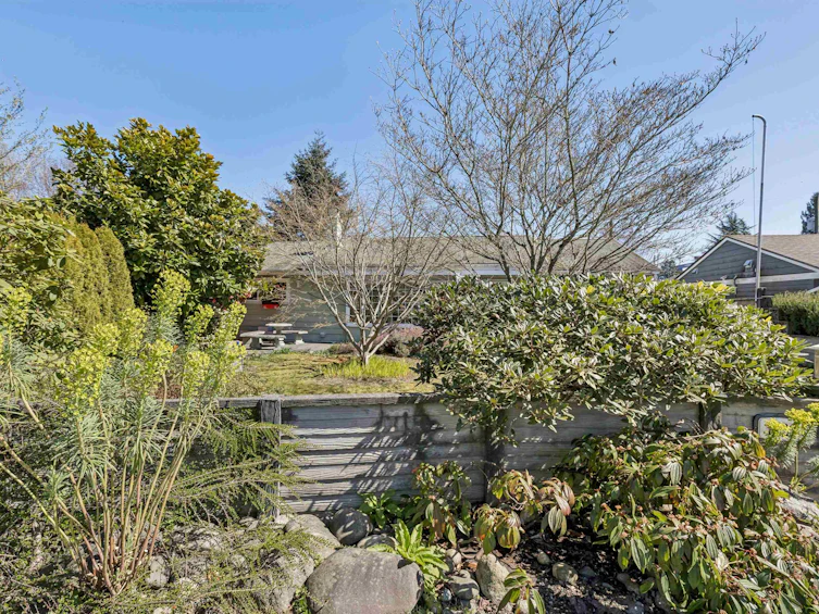 1222 Rosewood Crescent, North Vancouver, BC, V7P 1H4 - 21
