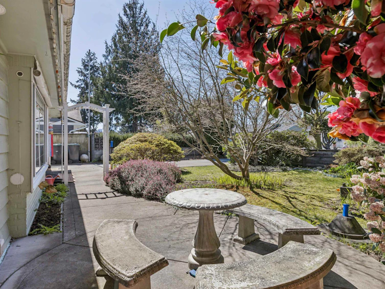 1222 Rosewood Crescent, North Vancouver, BC, V7P 1H4 - 12