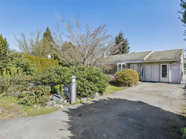 1222 Rosewood Crescent, North Vancouver, BC, V7P 1H4 - 2