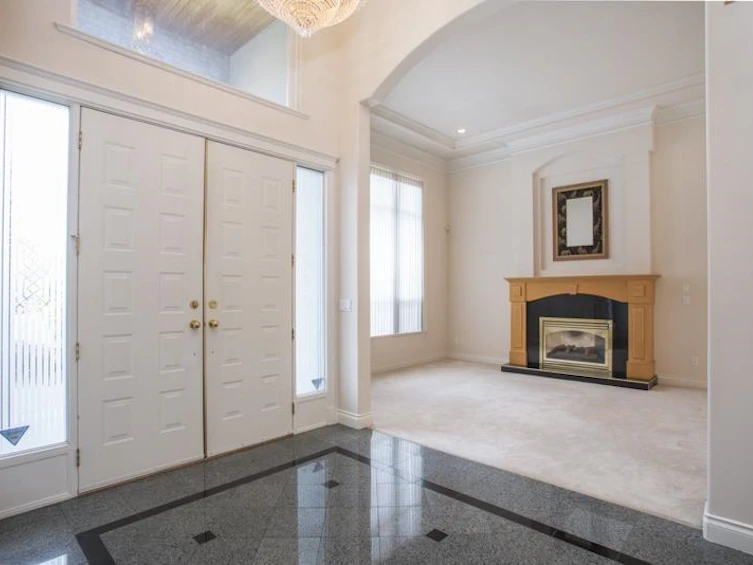 3648 Semlin Drive, Richmond, BC, V7C 5R6 - 2