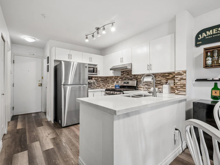 308-688 E 16th Avenue, Vancouver, BC, V5T 2V4 - 6