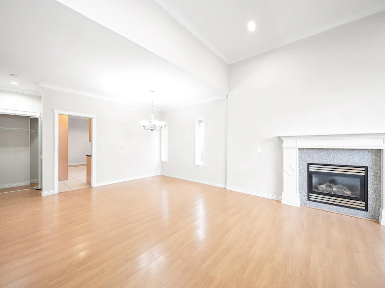 7431 14th Avenue, Burnaby, BC, V3N 1Z8 - 4